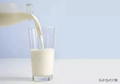 豆浆可不可以代替牛奶？你怎么看？