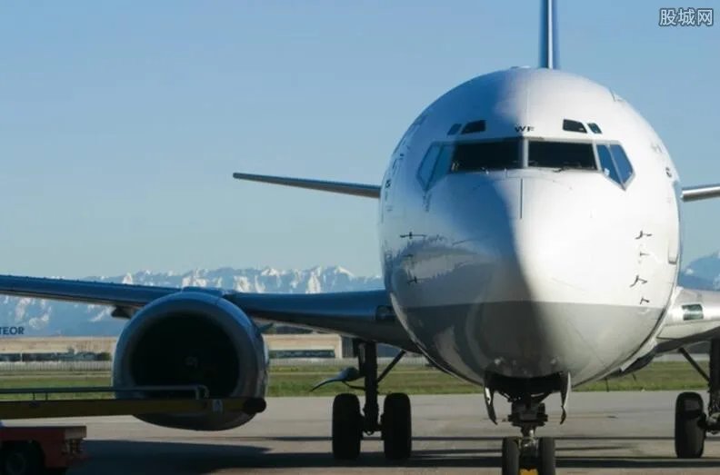 东航MU5735发生事故失联 航班人员名单有哪些？