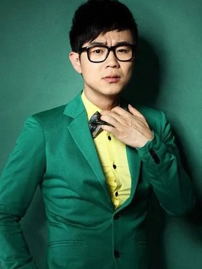 百变大咖秀大鹏模仿黄家驹落泪 网友称这次太逆天了