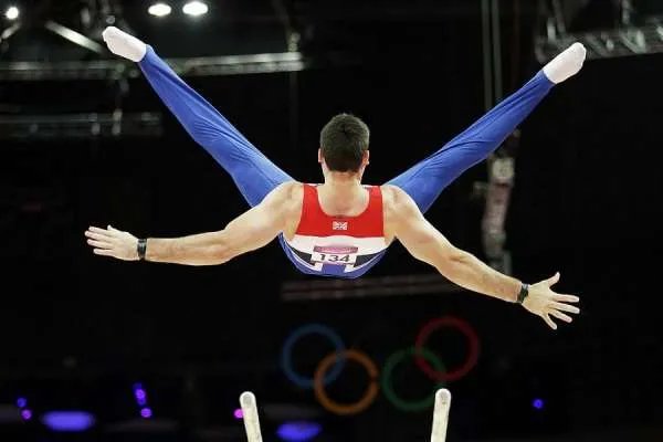 第三十届奥运会是哪年?在哪国、什么地方举办?