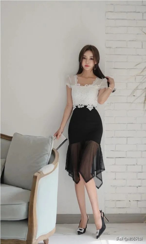 黑色纱裙怎么搭?