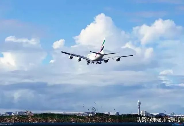 浙江商人在非洲确诊新冠肺炎后，花270万元包机回国治疗后病情转轻，你怎么看？