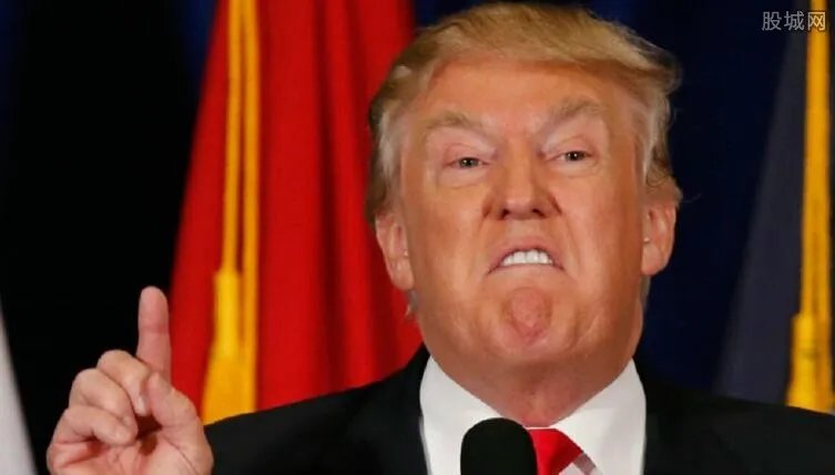 默克尔警告特朗普 切勿为个人利益挑起贸易战争端