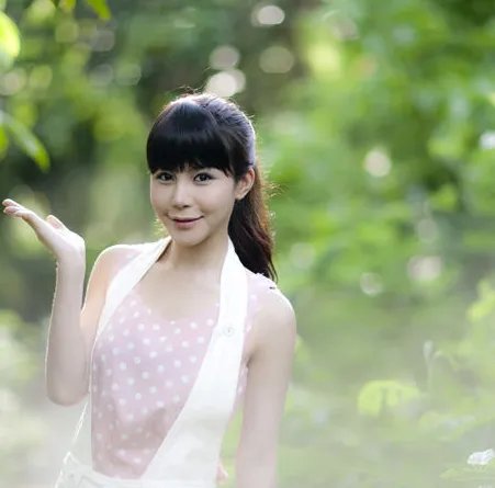 马诺素颜生活照曝光 马诺高调拜金引热议