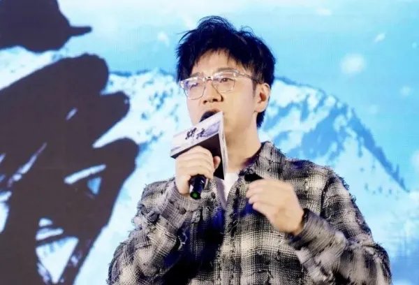 王铮亮十大好听歌曲排行榜：《不曾放弃》上榜，第一最为经典