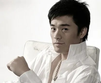 百里挑一迎来爱情公寓主演 陈赫与娄艺潇现场频频调侃对方