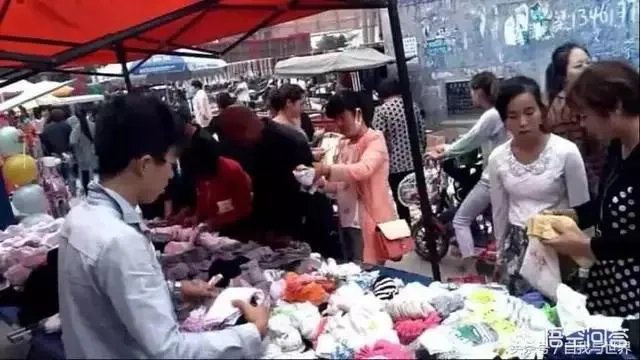 摆地摊一个月真实收入