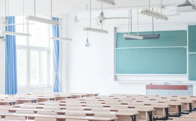 霸凌室友篡改志愿