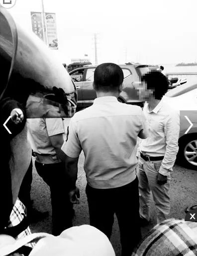 女子当男友面跳桥 至今下落不明