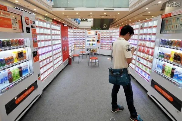 火神山无接触收银超市 这家超市24小时营业