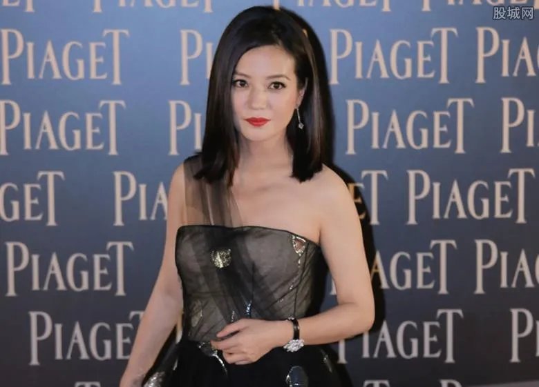 赵薇表白河正宇 人生赢家公然追求韩国欧巴