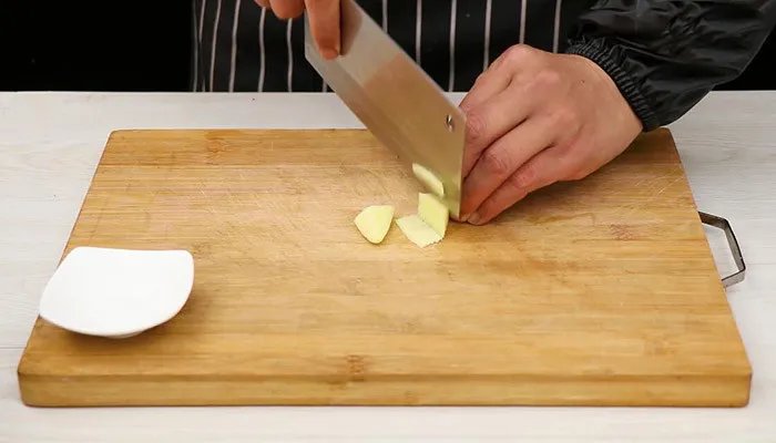 清汤鱼火锅怎么做 清汤鱼火锅的做法