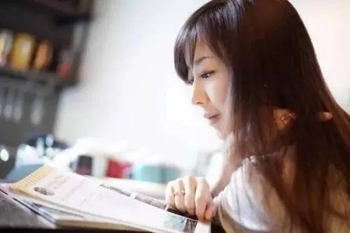 张朝阳谈女生学不好数理化，其言论存在歧视含义吗？