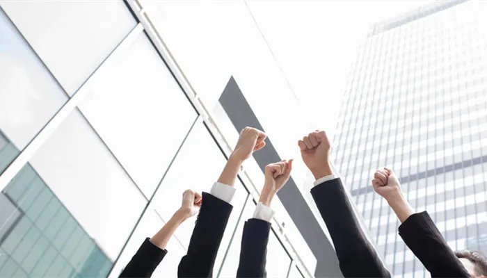 竞争与合作的关系