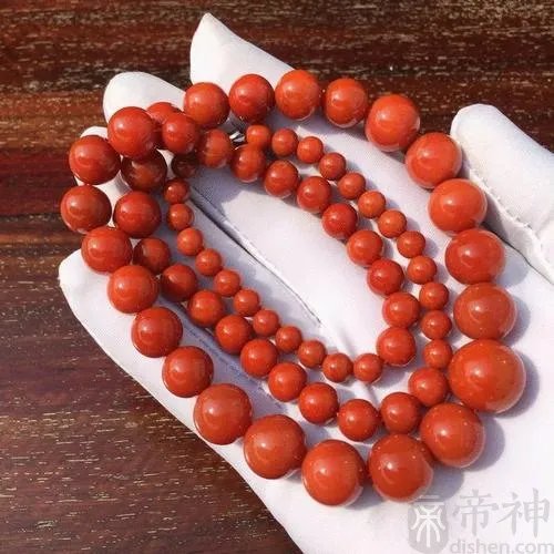 2021年属牛本命年应该佩戴什么好