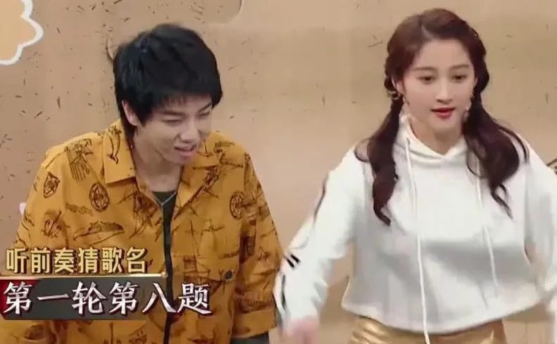 关晓彤非华晨宇不嫁是什么情况，看看关晓彤对华晨宇的评价