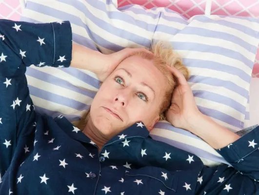 睡不着醒不来是什么原因