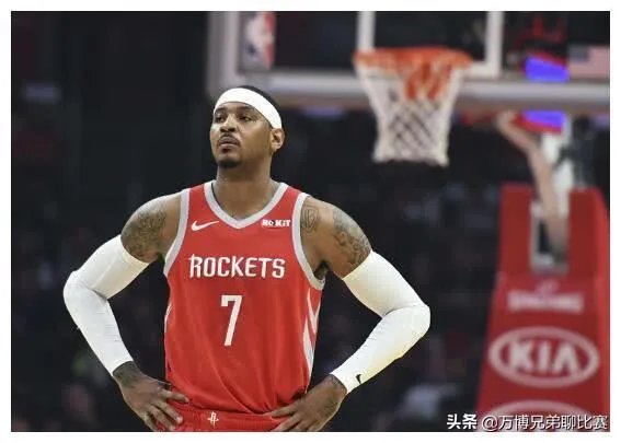 安东尼训练视频罕见曝光，满身肥肉状态不佳，他还有能力打NBA嘛？你怎么看？