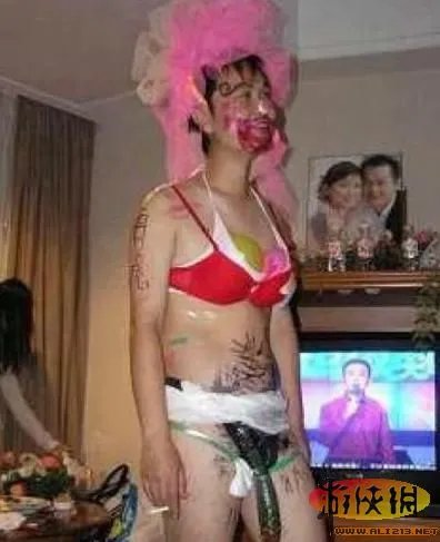 长假全球结婚热 大尺度闹洞房堪比《一路向西》