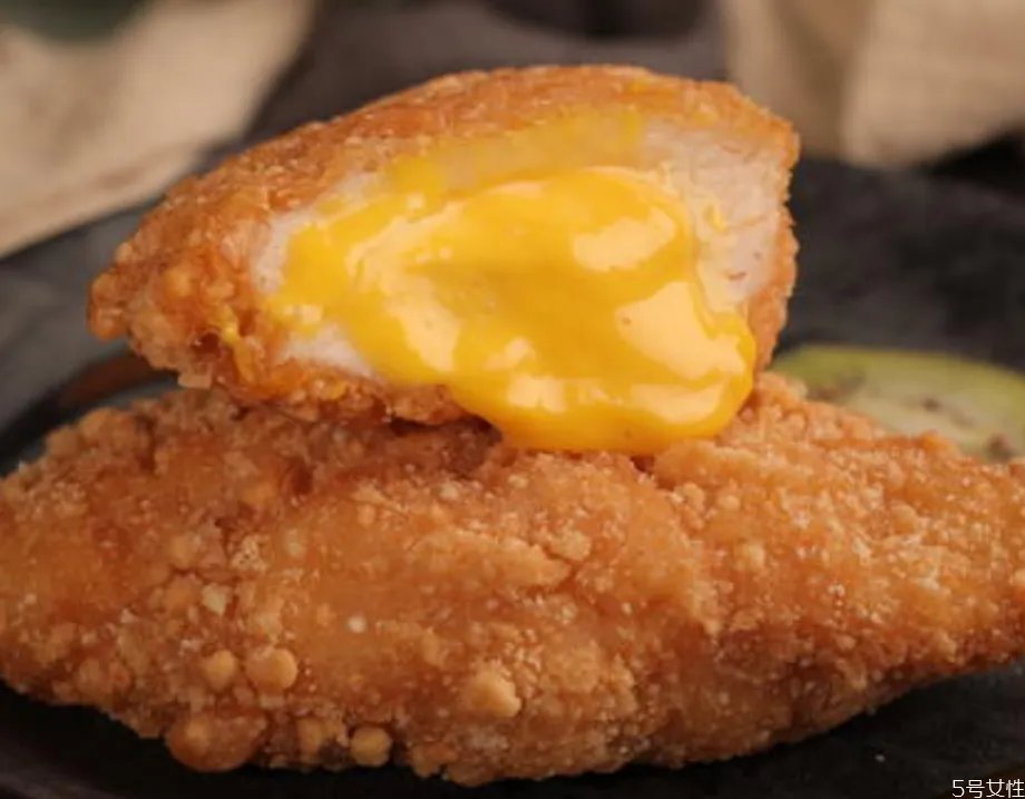 爆浆鸡排用什么芝士 芝士爆浆鸡排的热量