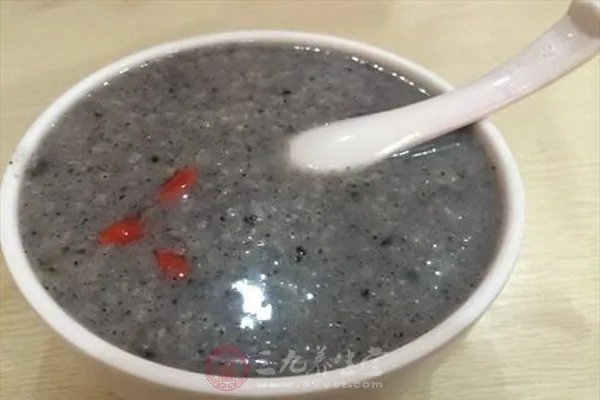 秋季喝什么粥养生 秋天喝这些粥能更好的保健