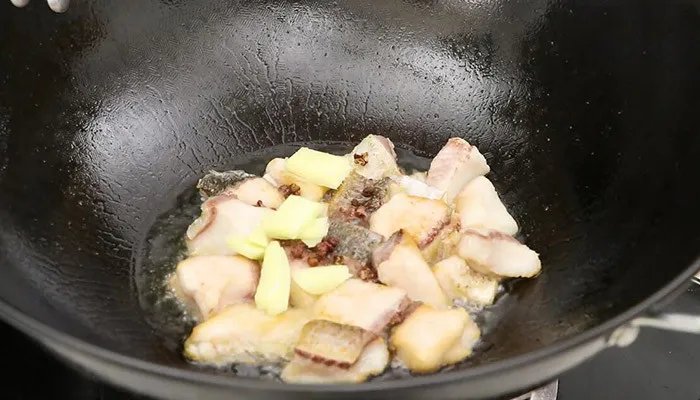 清汤鱼火锅怎么做 清汤鱼火锅的做法