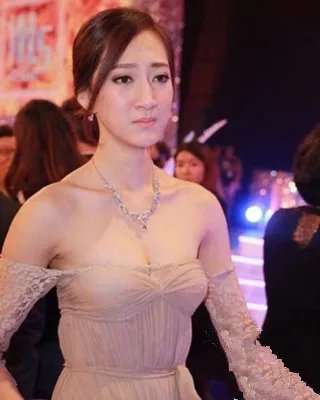 2014亚姐竞选最美肌肤奖 亚洲小姐模特张轶珺独揽桂冠