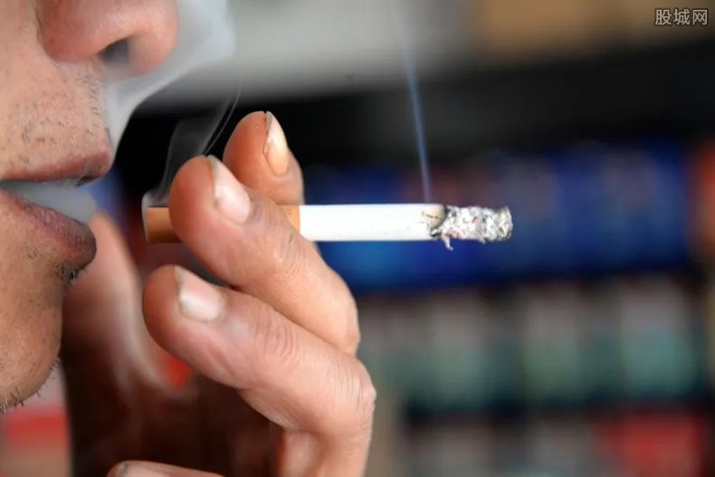 疫情下世卫组织建议立即戒烟 吸烟更加容易感染吗？