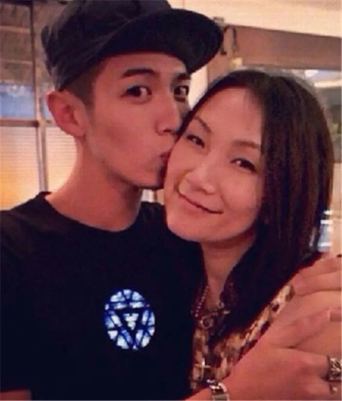 柯震东的女友是谁 五位女朋友分别叫什么