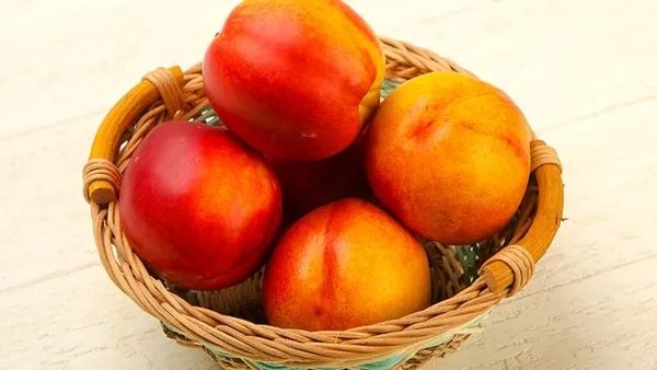 杨桃的正确吃法是怎样的？杨桃有哪些营养价值？