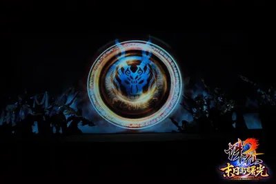 诛仙2·末日与曙光 震撼裸眼巨幕3D全息