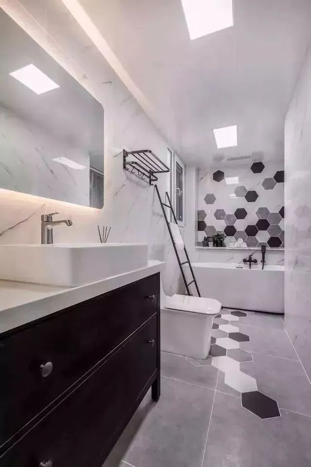 适合卫生间铺的地砖，56款效果美图供参考！