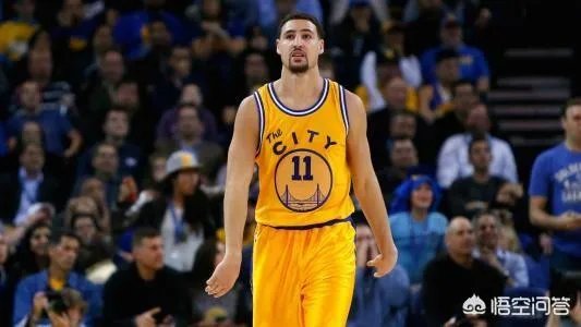 克莱汤普森14个三分打破库里记录,你觉得库里、杜兰特和汤普森谁的三分更稳定?为什么?