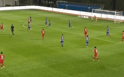 费莱尼头球帽子戏法反超大连，那么韦世豪的周MVP是不是黄了？