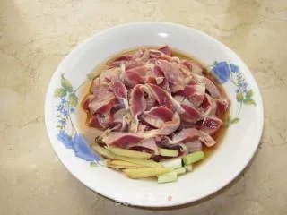 蒜薹炒鸡胗