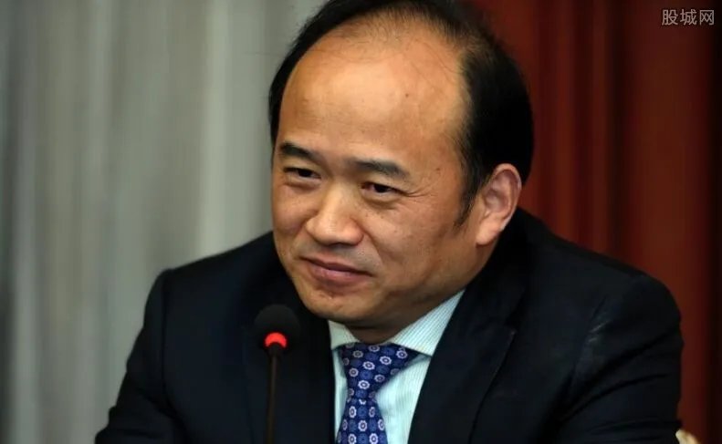 兰世立现状如何为什么入狱 兰世立举报致麦趣尔跌停