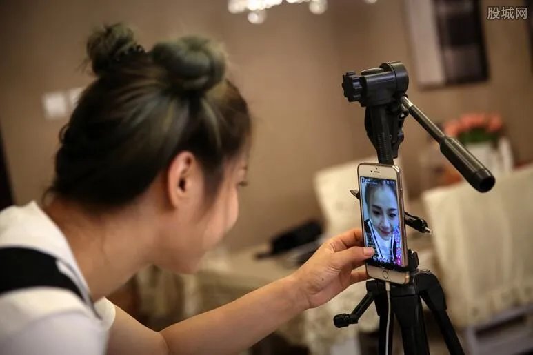 网络直播高额打赏将被限制 新规范即将要出台