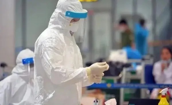 河南昨日新增本土确诊病例124例 无症状感染者2881例