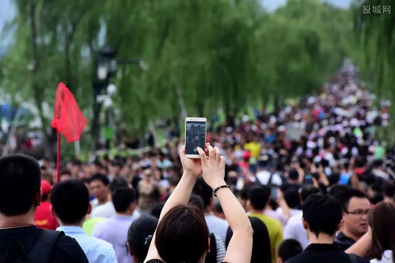 这省五一可休10天 四川鼓励带薪小长假连休