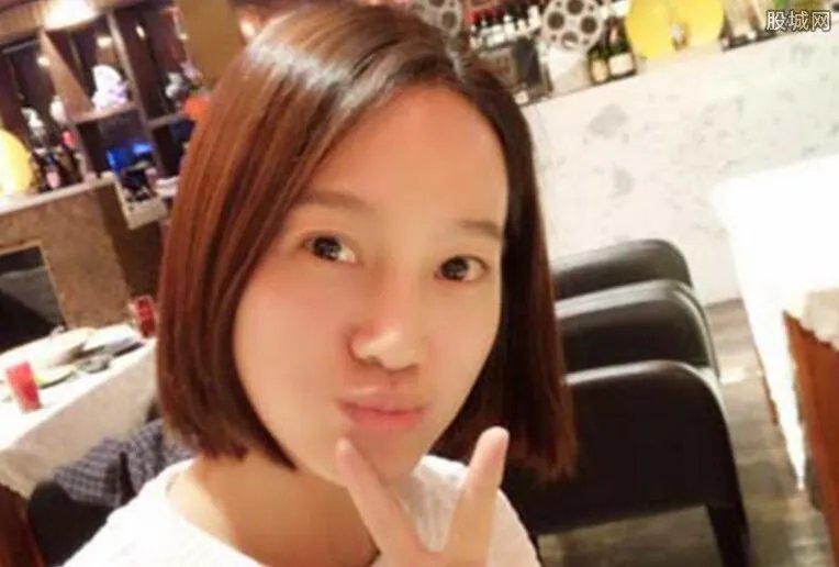 朱丹被封杀的真正内幕 朱丹在主持界的人气下降了