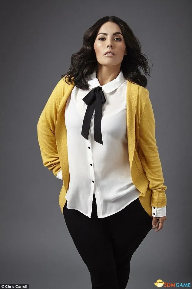 美国370斤女模乘飞机被歧视 减肥锐变成为大美女