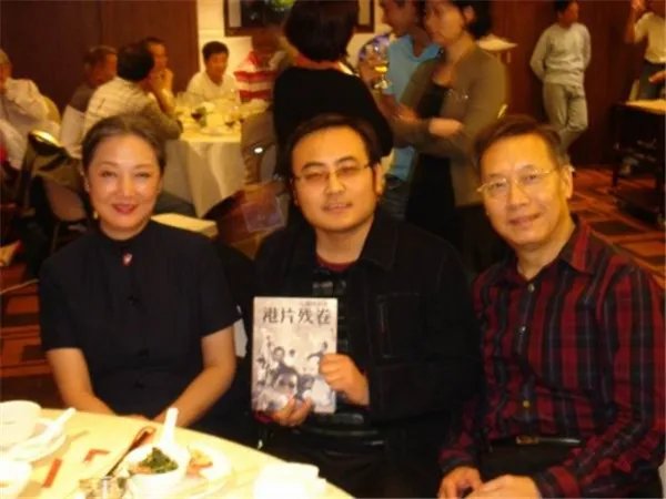 岳华老婆恬妮个人资料 没想到岳华老婆恬妮还是艳星出道