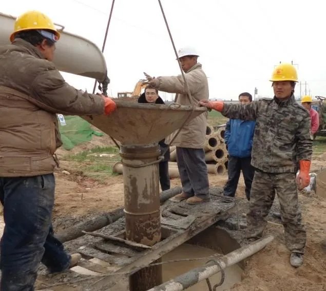 灌注桩排出来的泥浆怎么处理