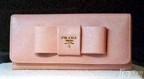 钱包颜色的讲究  钱包颜色的风水