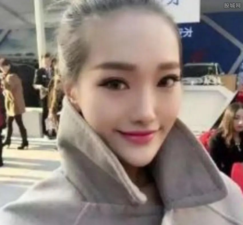 非诚勿扰李璐近况 李璐跟李思还在一起吗