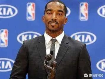 J.R史密斯的J.R是什么意思?