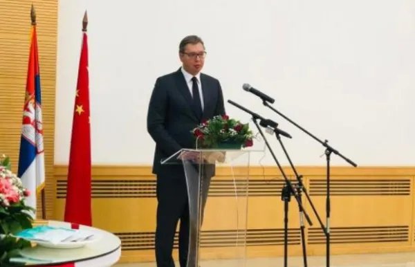 塞尔维亚总统为中国双节送祝福了？