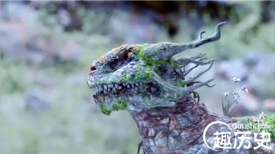 花千骨里的哼唧兽什么？哼唧兽为什么保护千骨