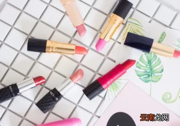 娃娃妆怎么画 娃娃妆的画法