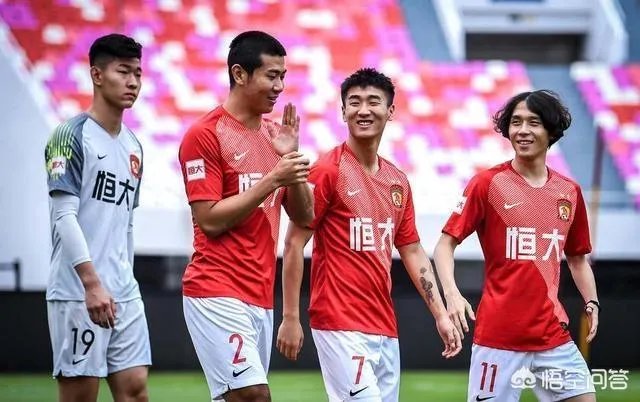 如果恒大亚冠小组出局,又中超联赛与榜首有八分之差,可能四大皆空吗?卡帅帅位还稳吗?